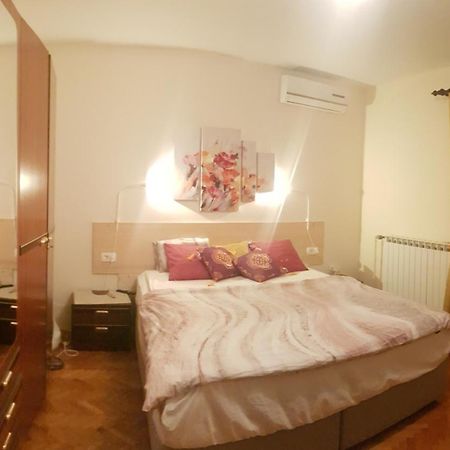 Aneli Rooms & Apartament Ровінь Номер фото